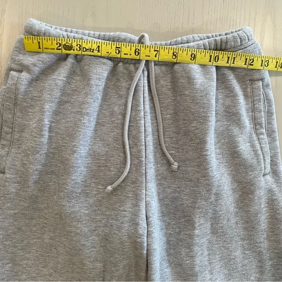 Skims Cotton Fleece Classic Jogger Sweatpants (Heather Grey) - Size S - Picture 6 of 8